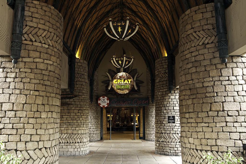 The Kingdom At Victoria Falls Exterior photo