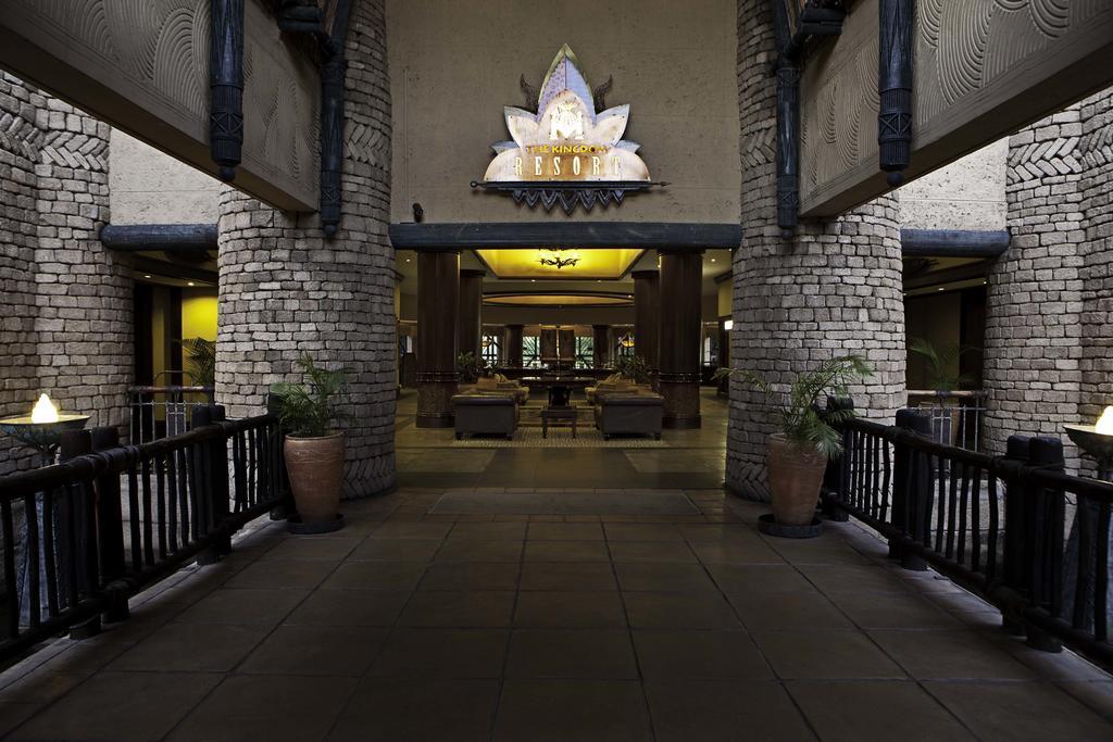 The Kingdom At Victoria Falls Exterior photo